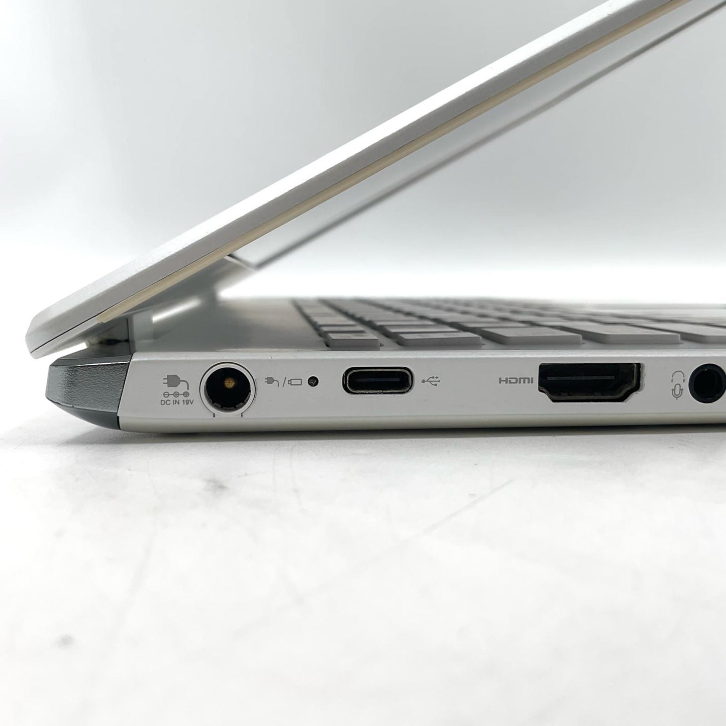 【最速発送】dynabook dynabook P1G8M18LWE Intel(R) Core(TM) i7-10510U CPU @ 1.80GHz 8GB M.2 SSD 256GB 86.5%【難有】