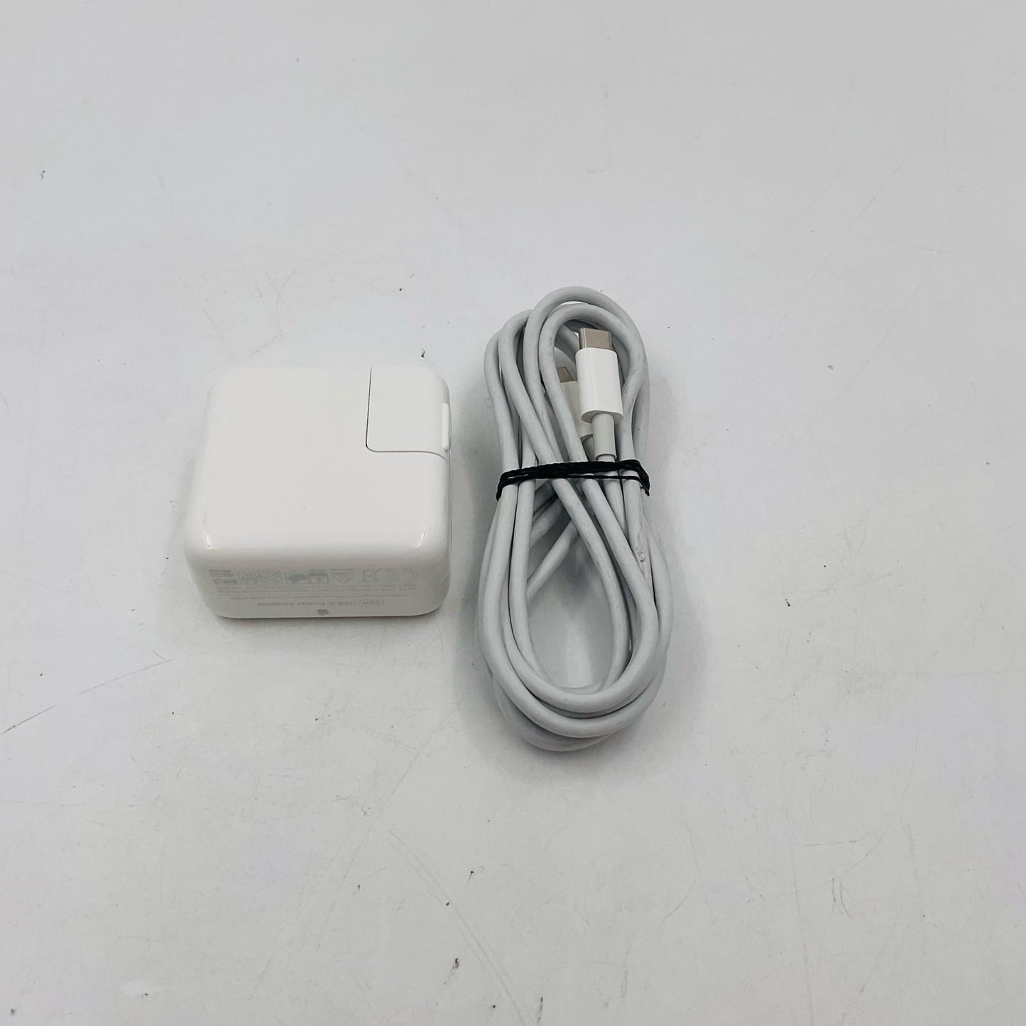 【全額返金保証】【最速発送】Apple MacBook Air 13インチ 2020 Apple M1 8GB 256GB シルバー 93% 美品 動作確認済