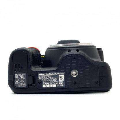 【全額返金保証】【最速発送】Nikon デジタル一眼 D3500 ダブルズームキット ブラック 美品 動作確認済