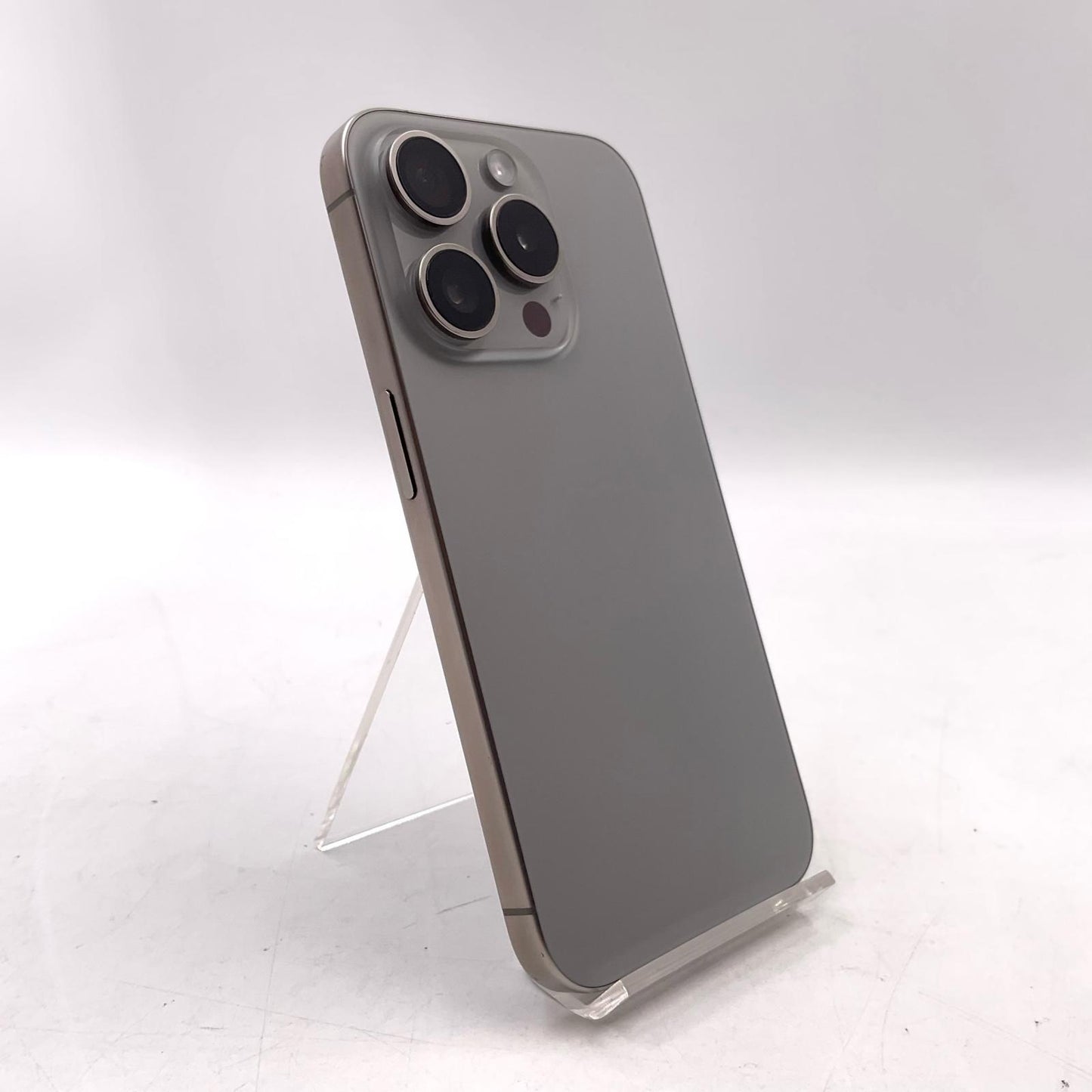 【全額返金保証】【最速発送】Apple iPhone iPhone 15 Pro 128GB ナチュラルチタニウム SIMフリー 白ロム 動作確認済 87%