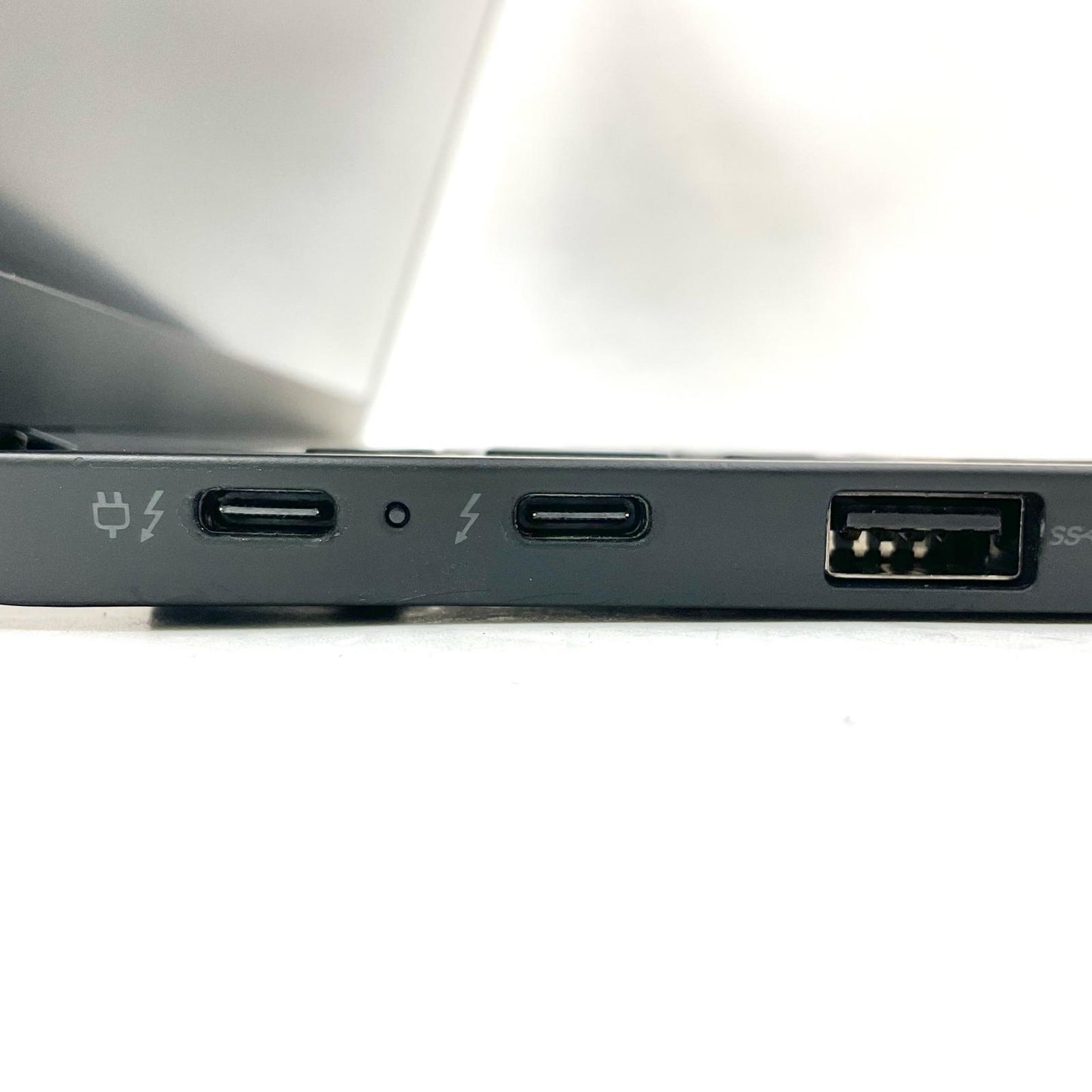 【全額返金保証】【最速発送】Lenovo ThinkPad X1 Carbon Gen 10 12th Gen Core i5-1250P 16GB SSD 256GB 動作確認済