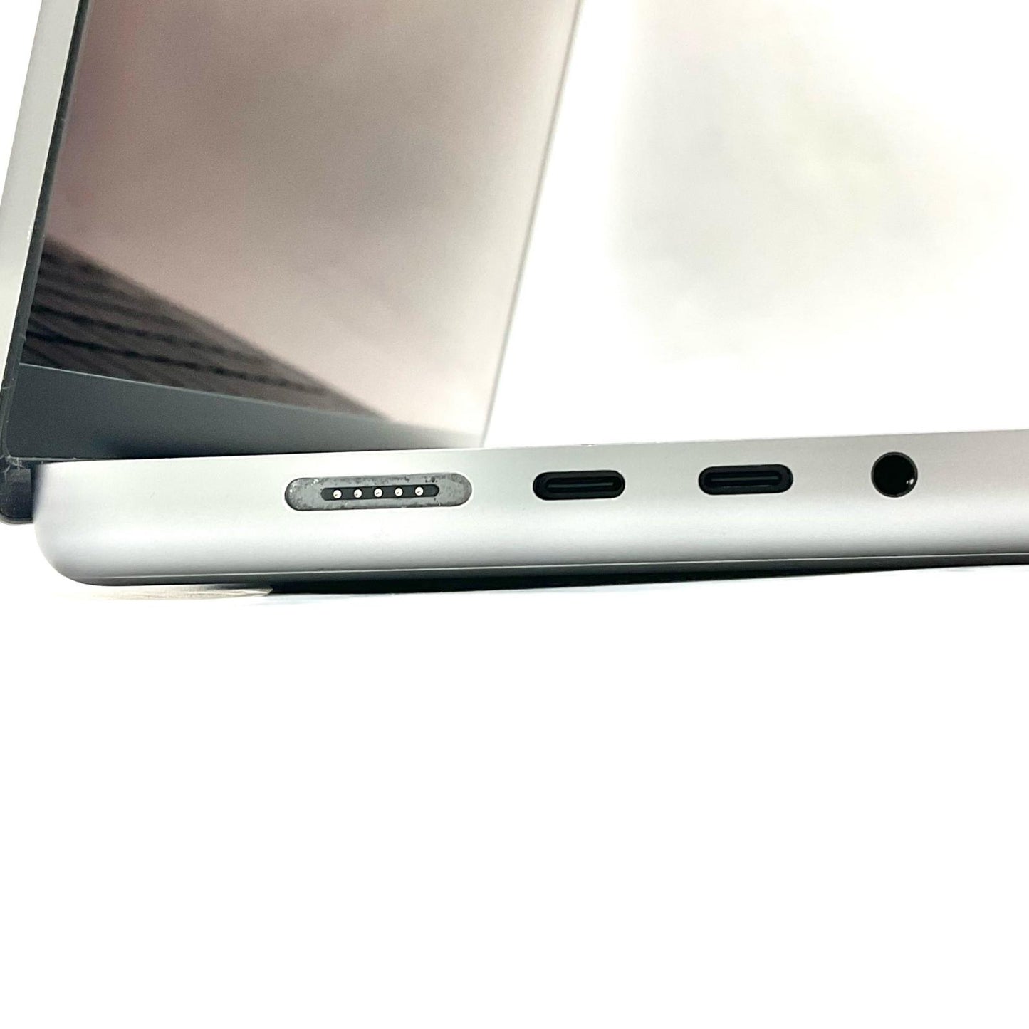 【全額返金保証】【最速発送】Apple MacBook Pro 16インチ 2023 Apple M2 Max 64GB 2TB スペースグレイ 97% 美品 動作確認済