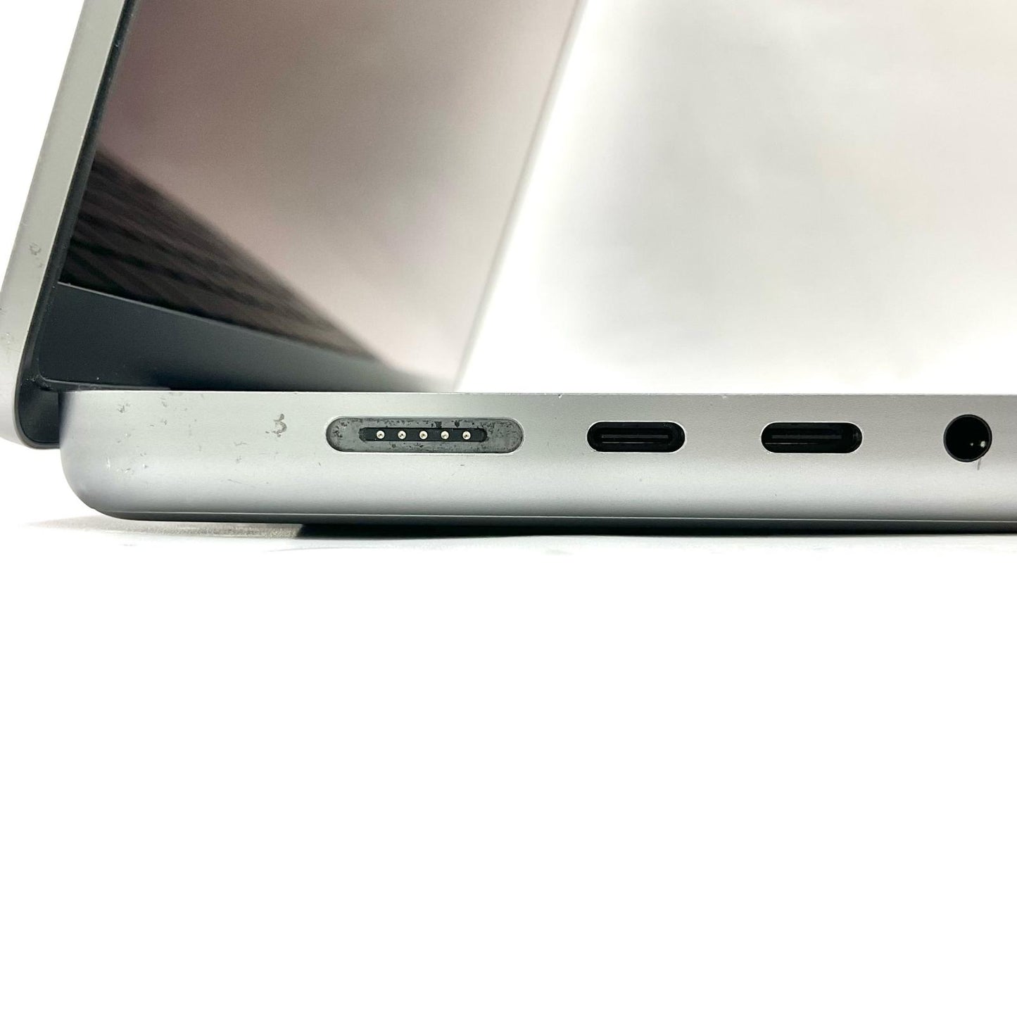 【全額返金保証】【最速発送】Apple MacBook Pro 16インチ 2023 Apple M2 Max 64GB 2TB シルバー 92% 美品 動作確認済