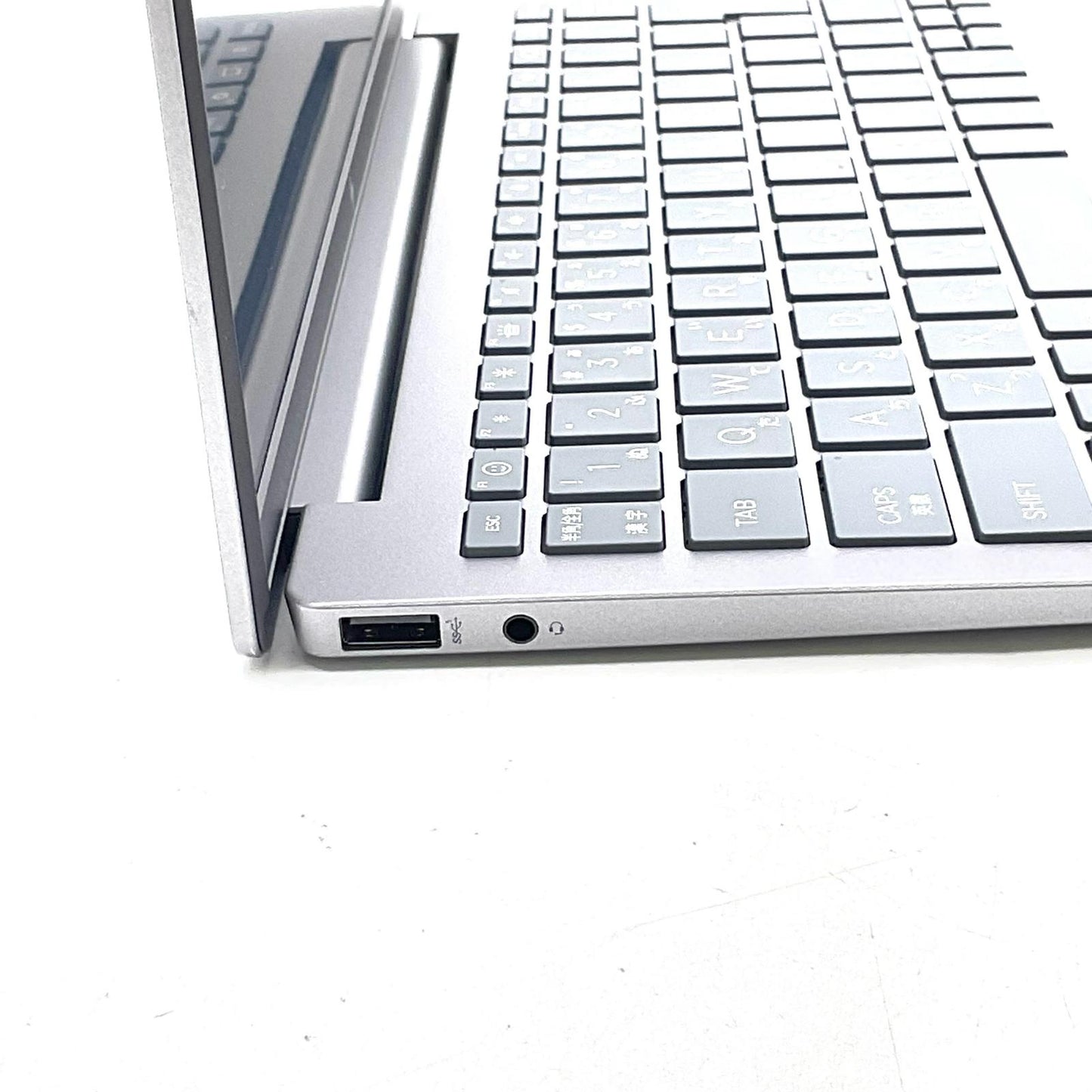 【最速発送】HP EliteBook 635 AERO G11 Ryzen 5 8640U 3.5GHz 16GB SSD 512GB 91.5%【難有】