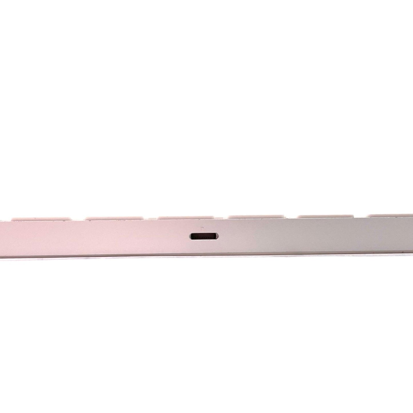 【全額返金保証】【最速発送】Apple Magic Keyboard MLA22J/A A1644 美品 動作確認済