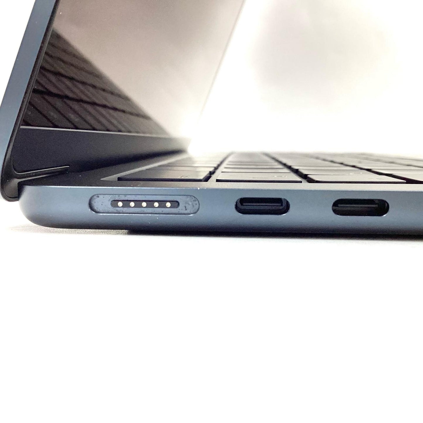 【全額返金保証】【最速発送】Apple MacBook Air 13インチ 2024 Apple M3 16GB 256GB ミッドナイト 100% 美品 動作確認済