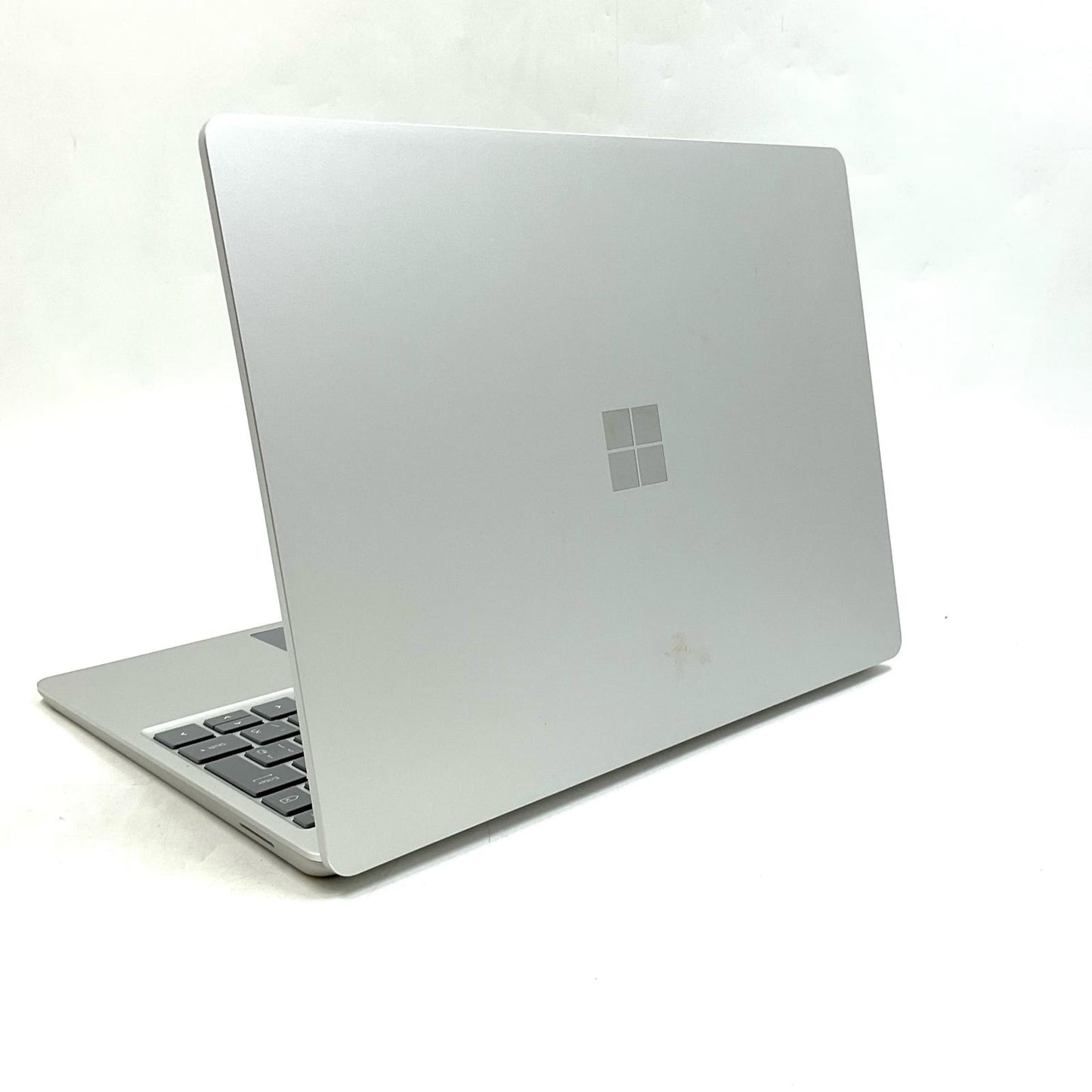 【全額返金保証】【最速発送】Microsoft Surface Laptop Go 1ZO-00020 i5-1035G1 4GB eMMC 64GB 89.3% 美品 動作確認済