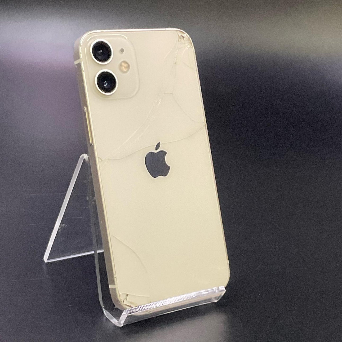 【最速発送】Apple iPhone iPhone 12 mini 256GB ホワイト SIMフリー【難有】 83%