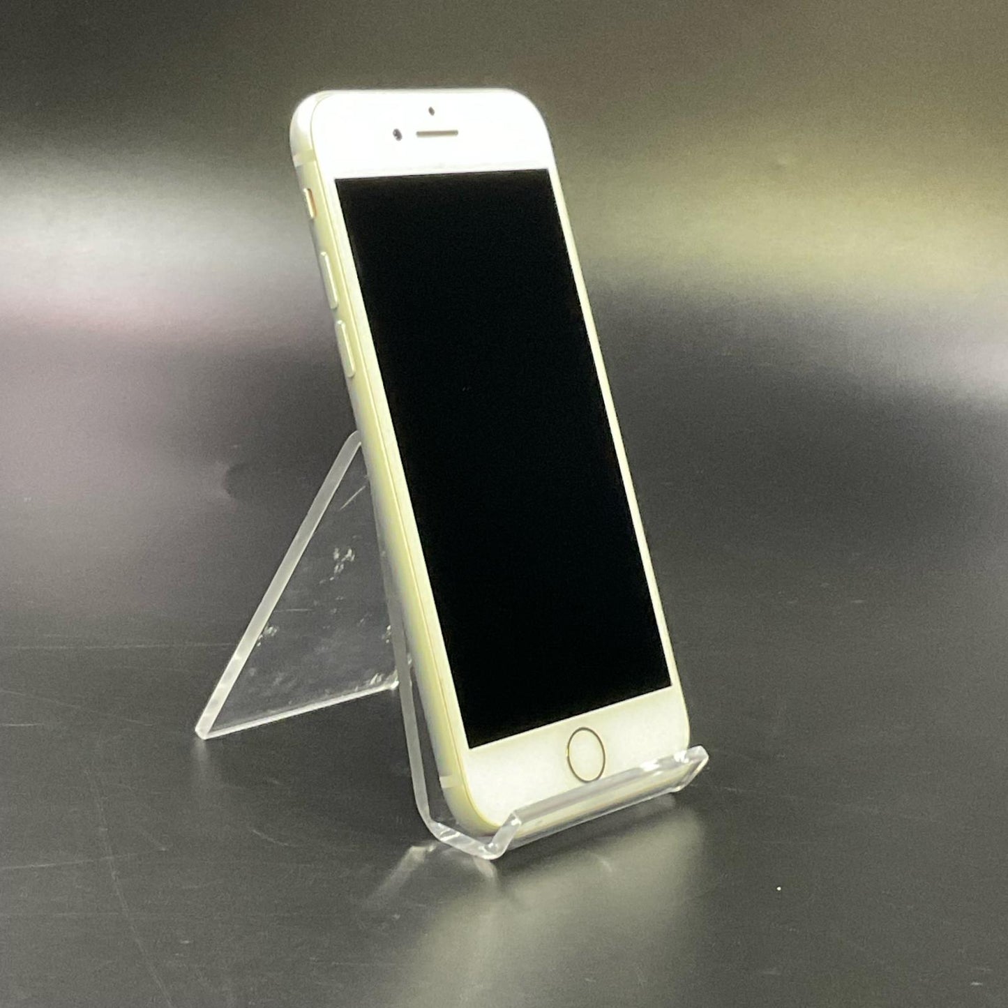 【全額返金保証】【最速発送】Apple iPhone iPhone 8 64GB シルバー Softbank SIMフリー 白ロム 動作確認済 76%