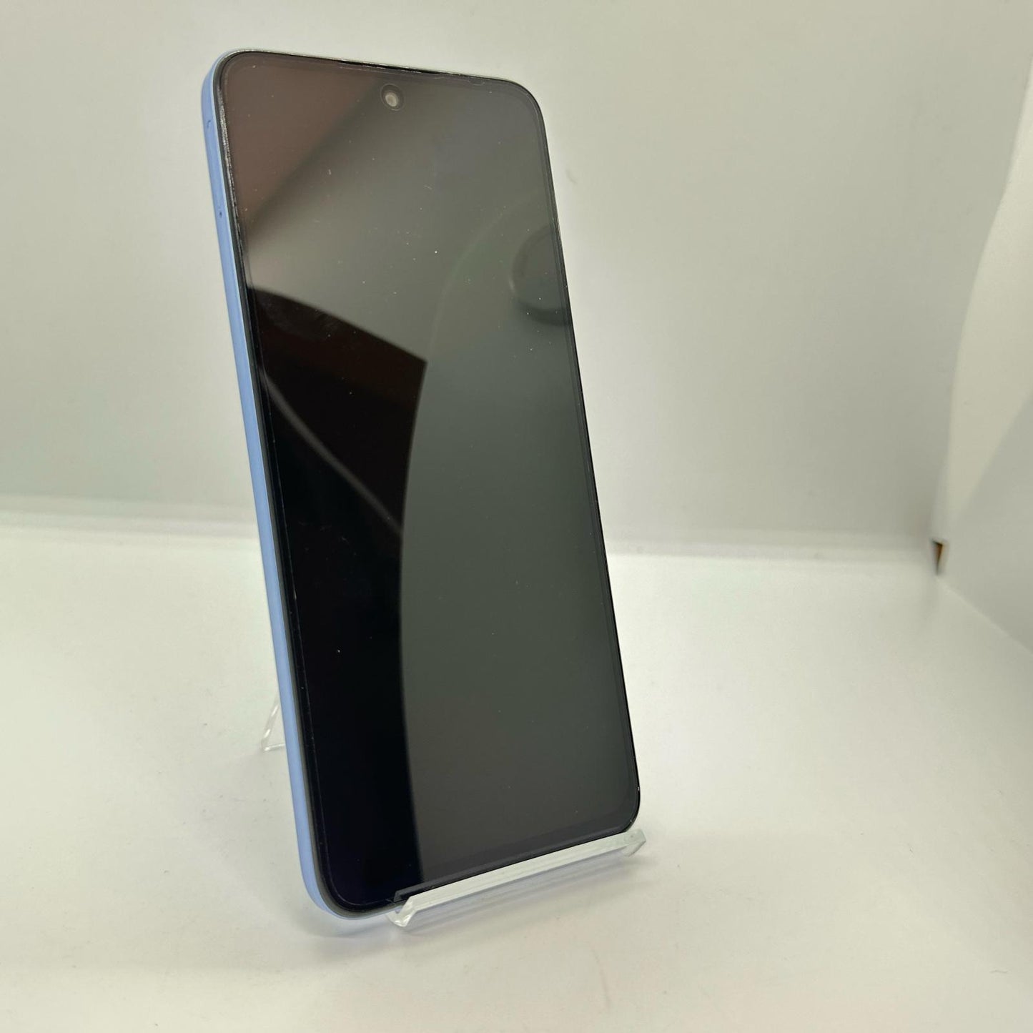 【全額返金保証】【最速発送】Xiaomi Redmi 12 5G 128GB スカイブルー au XIG03 白ロム 美品 動作確認済