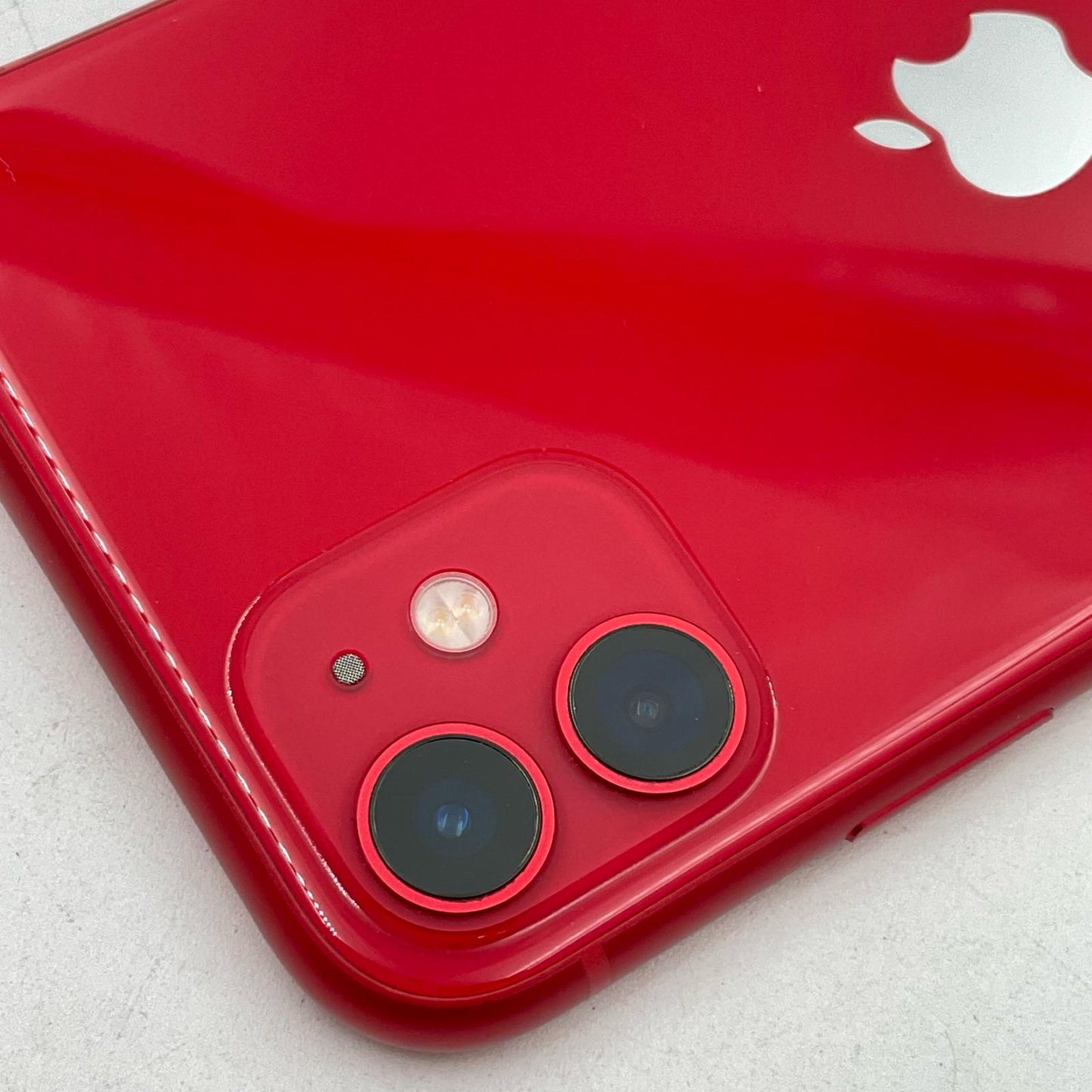 【全額返金保証】【最速発送】Apple iPhone iPhone 11 64GB レッド au SIMフリー 白ロム 動作確認済 77%