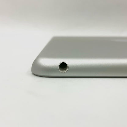 【全額返金保証】【最速発送】Apple iPad iPad 10.2インチ 第9世代 64GB シルバー Wi-Fi 動作確認済