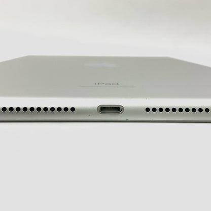 【全額返金保証】【最速発送】Apple iPad iPad 10.2インチ 第9世代 64GB シルバー Wi-Fi 動作確認済