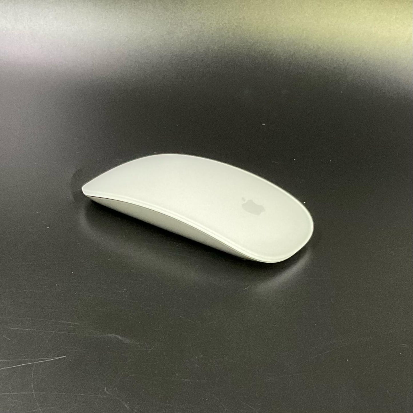 【全額返金保証】【最速発送】Apple Magic Mouse 2 A1657 美品 動作確認済