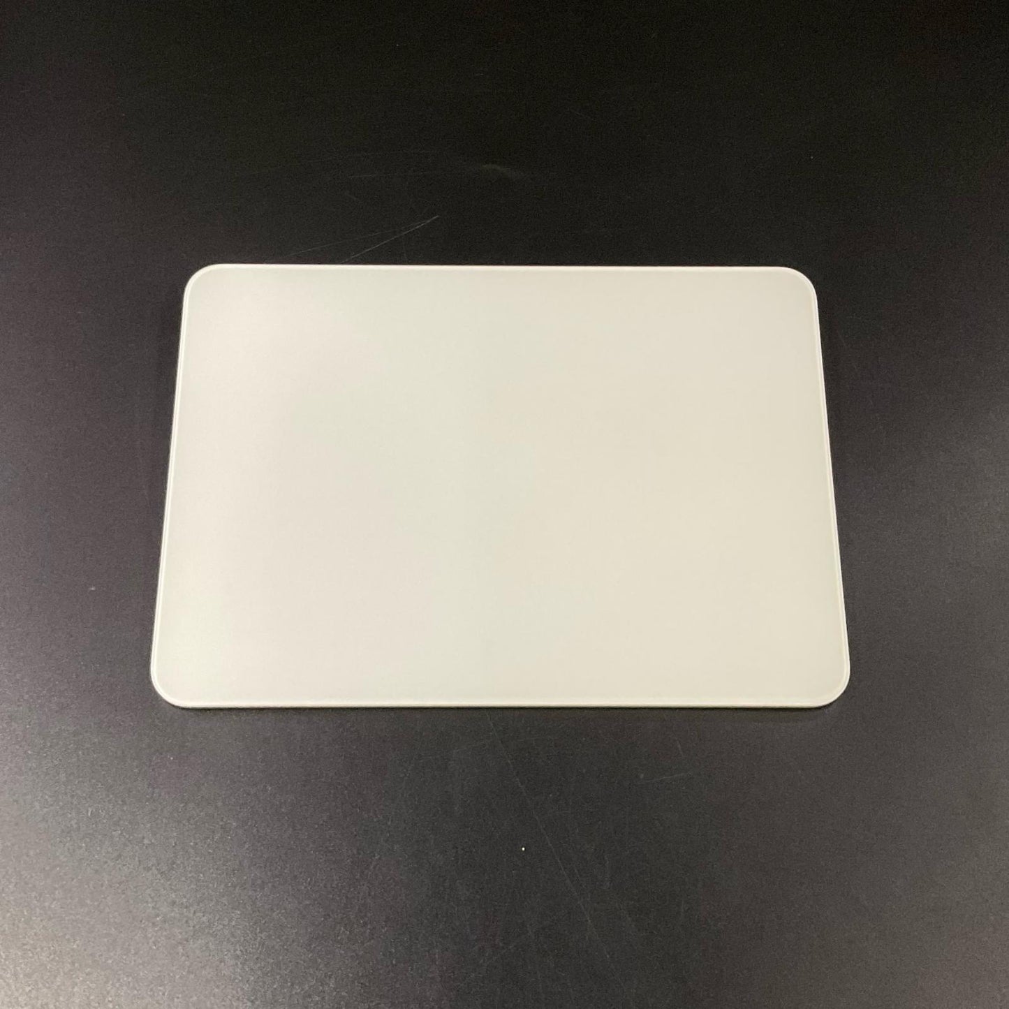 【全額返金保証】【最速発送】Apple Magic Trackpad 2 A1535 EMC:2733 美品 動作確認済
