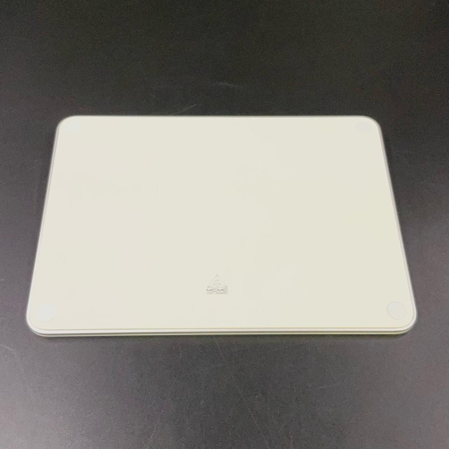 【全額返金保証】【最速発送】Apple Magic Trackpad 2 A1535 EMC:2733 美品 動作確認済
