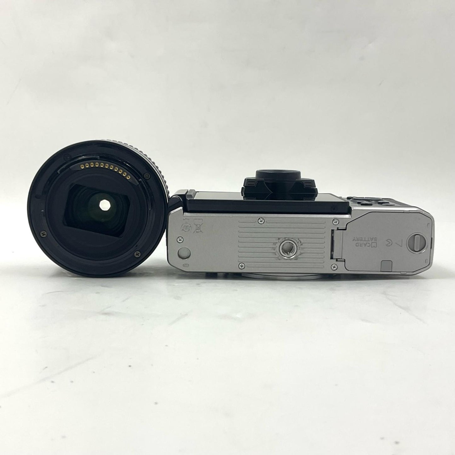 【全額返金保証】【最速発送】Nikon デジタル一眼 Z fc 28mm f/2.8 Special Edition キット [シルバー] 美品 動作確認済