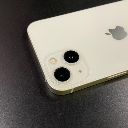 【全額返金保証】【最速発送】Apple iPhone iPhone 13 128GB スターライト au 白ロム 動作確認済 78%