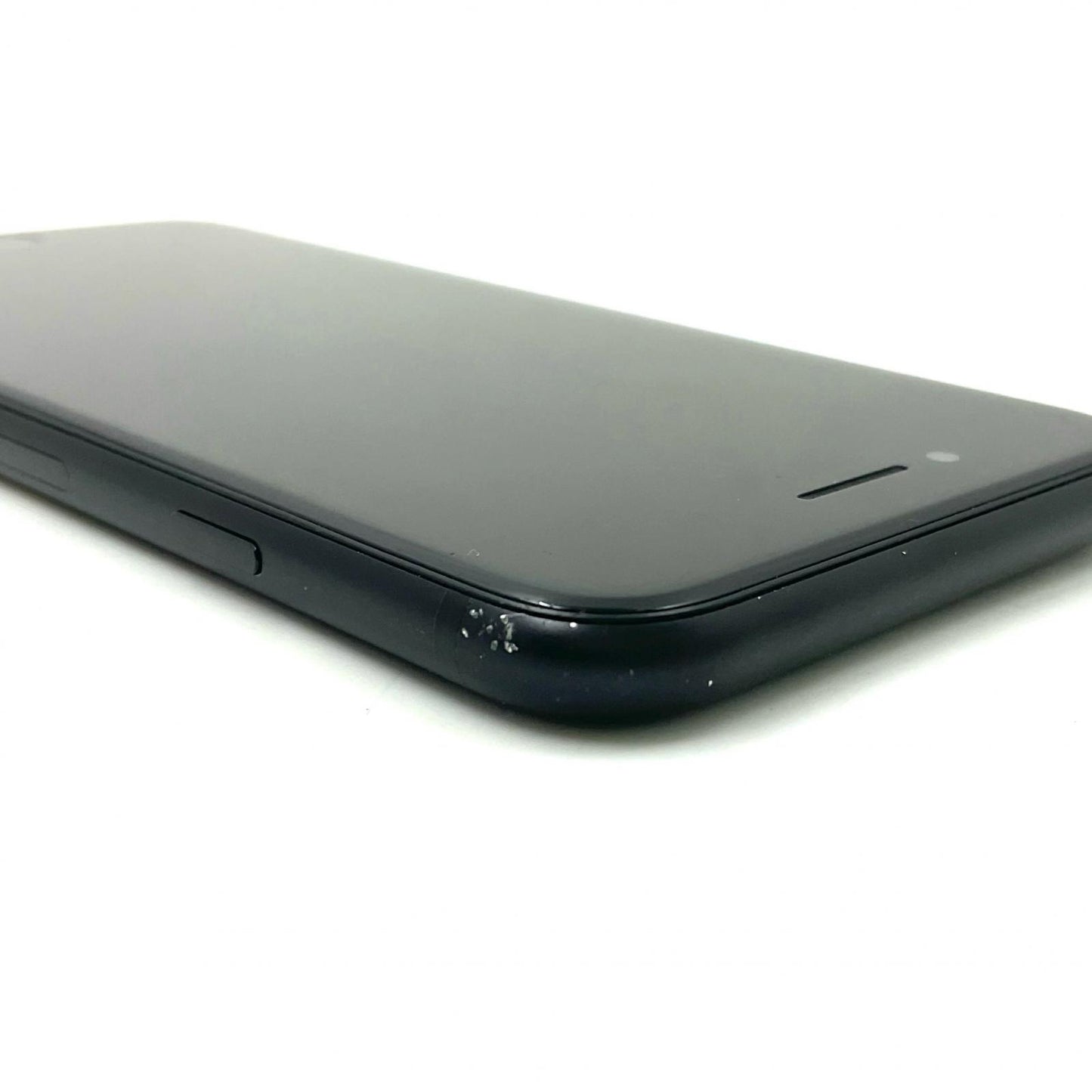 【全額返金保証】【最速発送】Apple iPhone iPhone SE（第2世代） 64GB ブラック Softbank 白ロム 動作確認済 76%