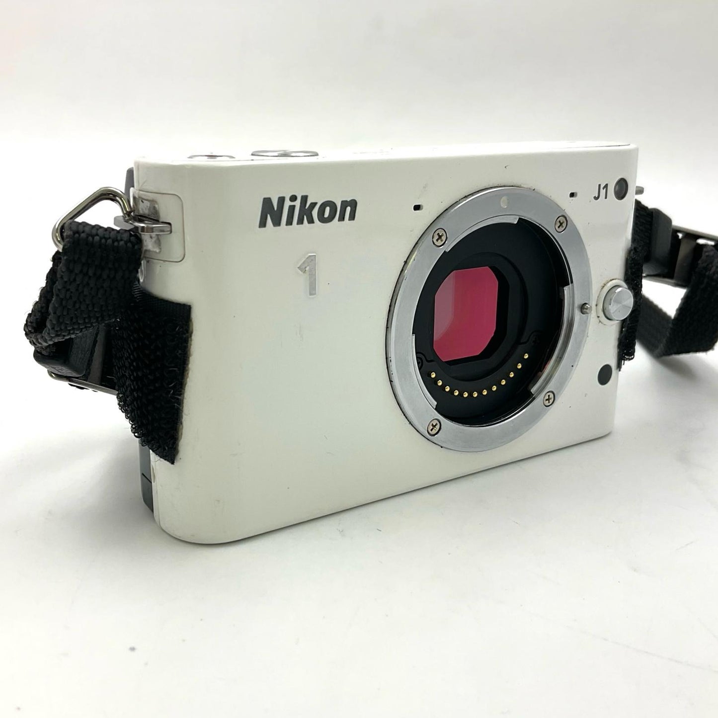 【最速発送】Nikon デジタル一眼 1 J1 ボディ ホワイト【難有】