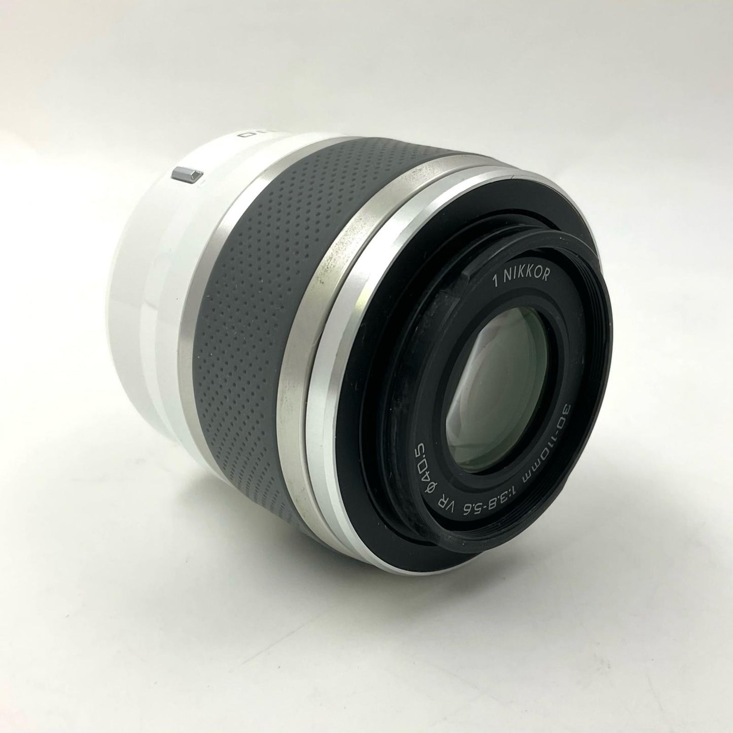 【全額返金保証】【最速発送】Nikon 1 NIKKOR VR 30-110mm f/3.8-5.6 ホワイト 動作確認済