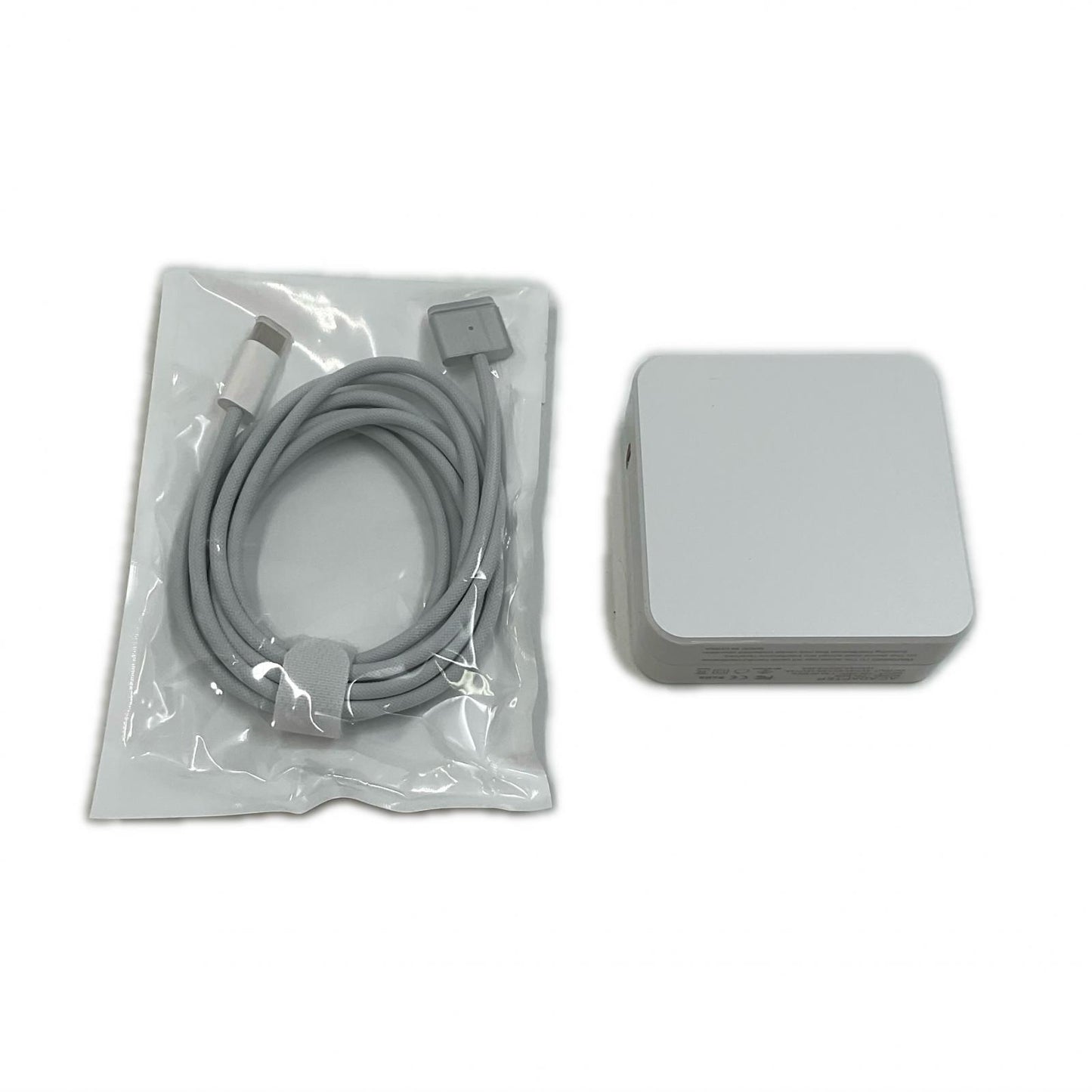 【全額返金保証】【最速発送】Apple MacBook Air 13インチ 2024 Apple M3 24GB 1TB ミッドナイト 100% 美品 動作確認済