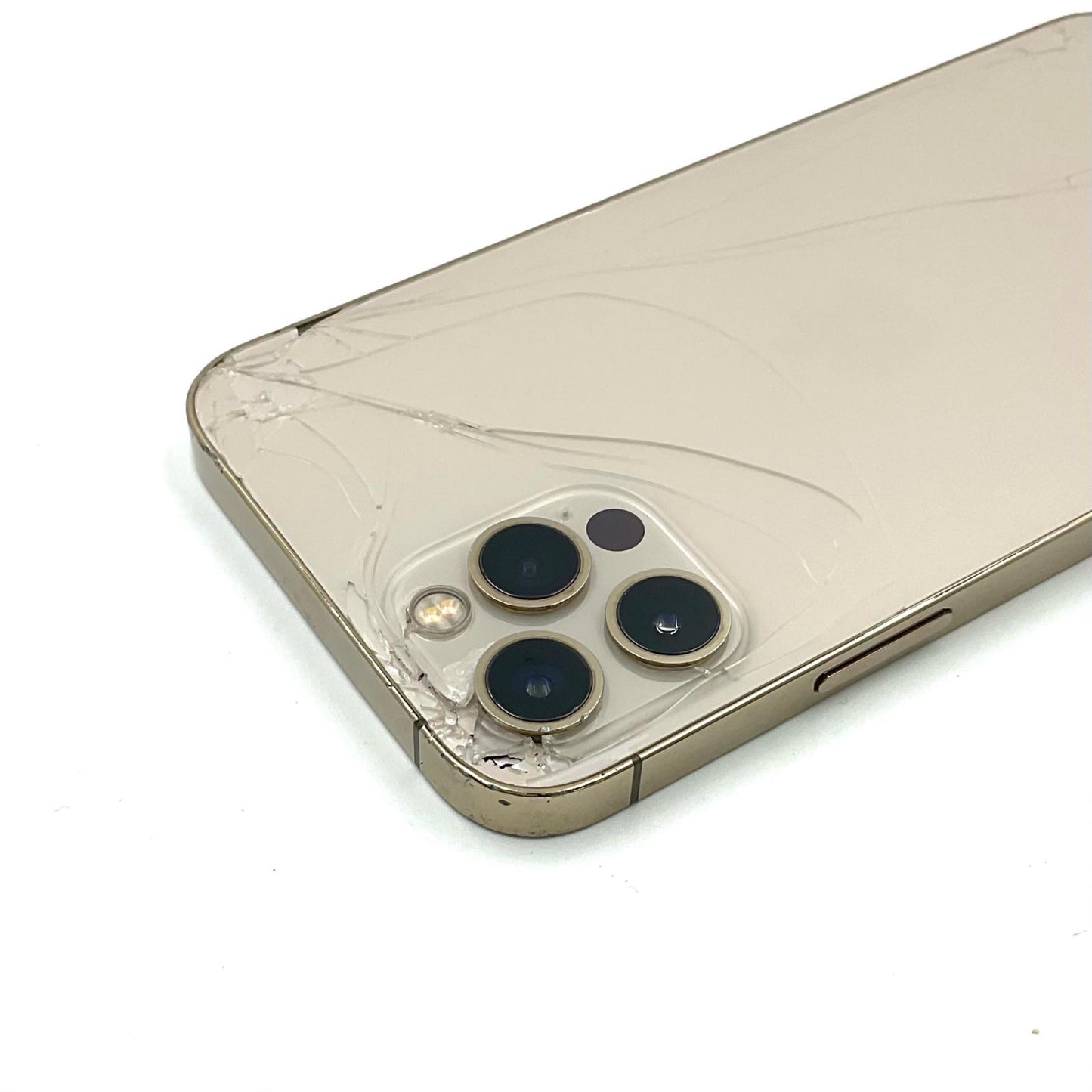 【最速発送】Apple iPhone iPhone 12 Pro 256GB ゴールド docomo 白ロム【難有】 72%