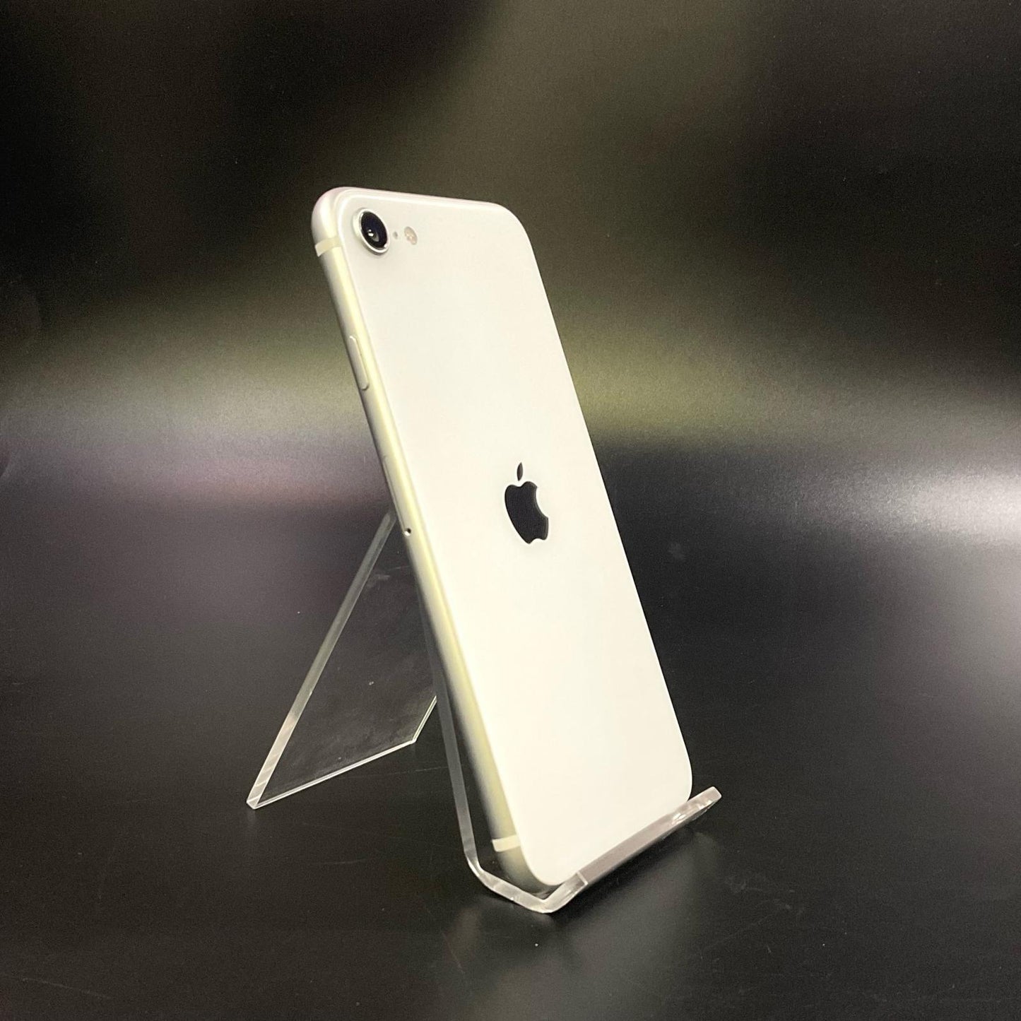 【全額返金保証】【最速発送】Apple iPhone iPhone SE（第2世代） 64GB スターライト au SIMフリー 白ロム 動作確認済 71%