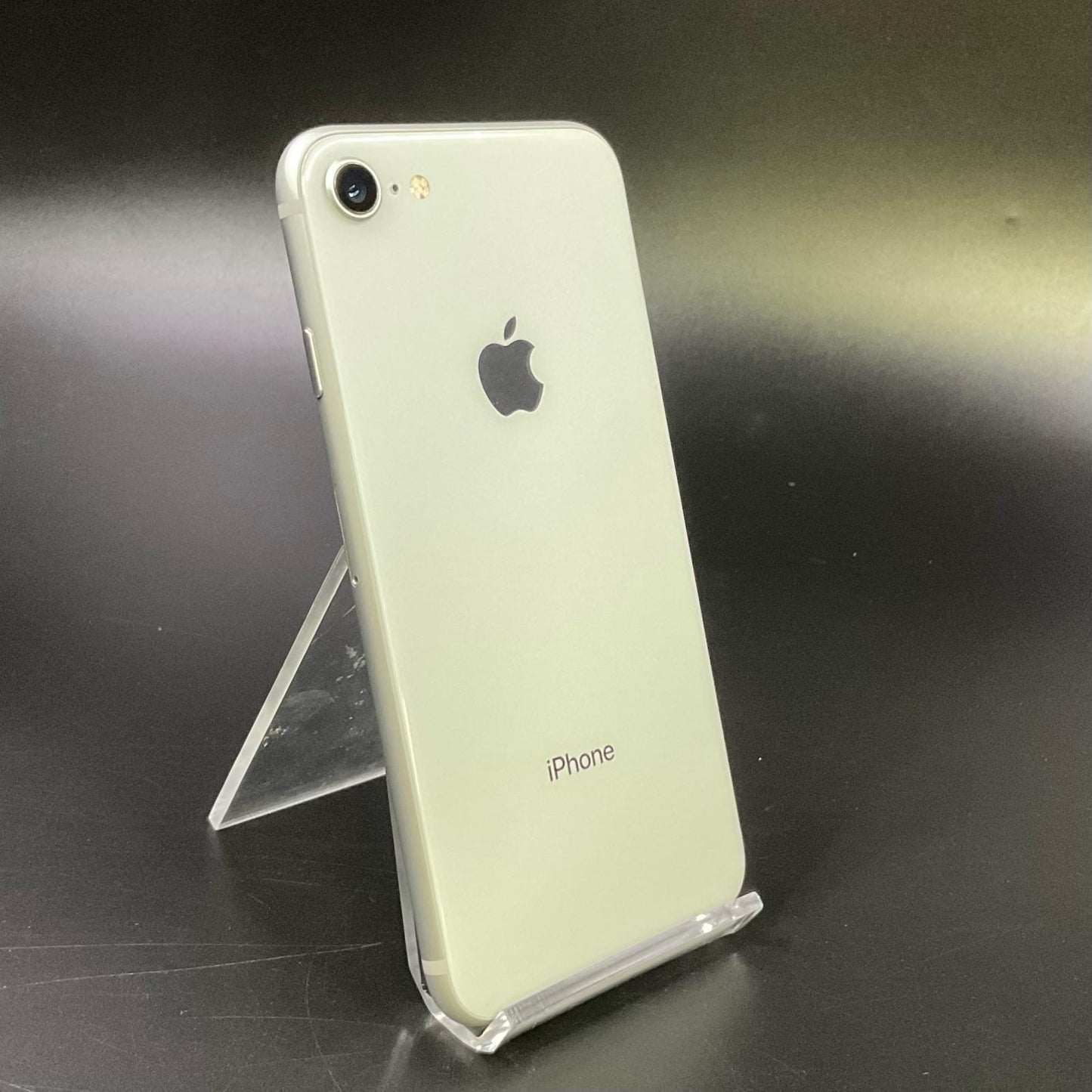 【最速発送】Apple iPhone iPhone 8 64GB シルバー Softbank 白ロム【難有】 86%