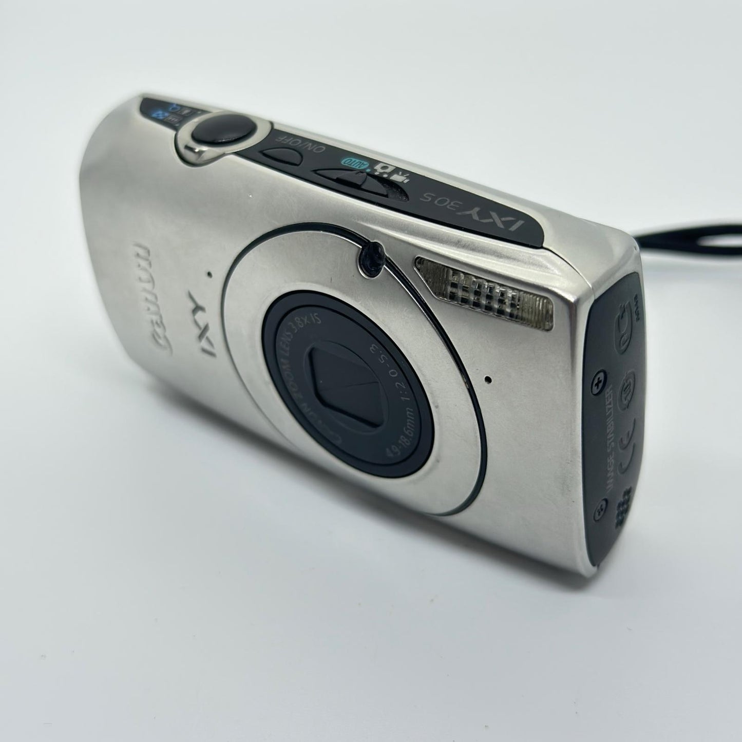 【全額返金保証】【最速発送】Canon コンパクトデジタルカメラ IXY 30S シルバー 動作確認済