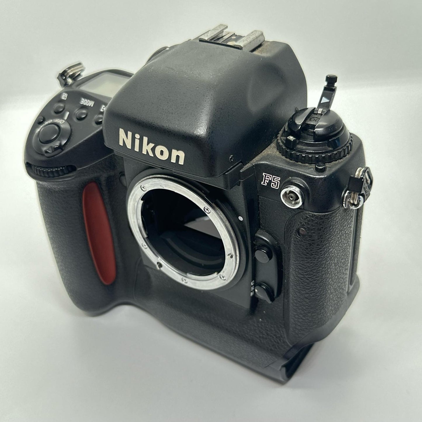 【最速発送】Nikon F5 ボディ【難有】