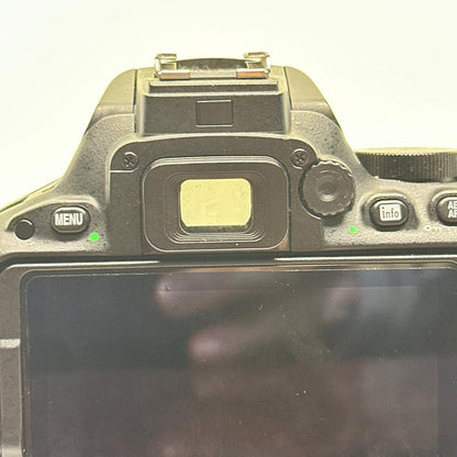 【全額返金保証】【最速発送】Nikon デジタル一眼 D5500 ボディ 美品 動作確認済