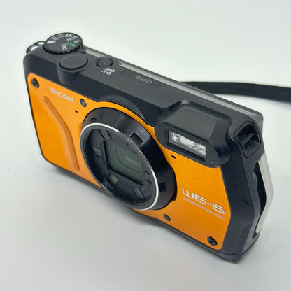 【全額返金保証】【最速発送】RICOH コンパクトデジタルカメラ WG-6 美品 動作確認済