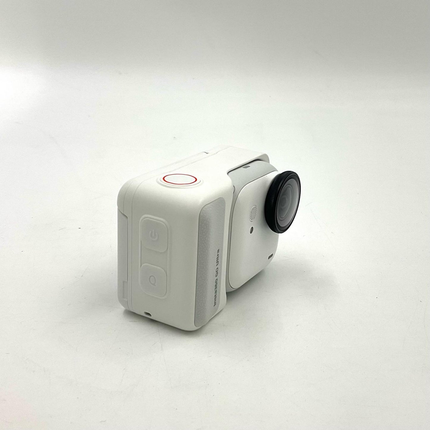 【全額返金保証】【最速発送】Arashi Vision Insta360 GO Ultra Tiny Hands-Free 4K Cam 超美品 動作確認済