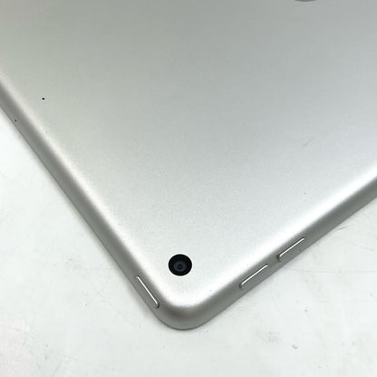【最速発送】Apple iPad iPad 10.2インチ 第9世代 64GB シルバー Wi-Fi【難有】