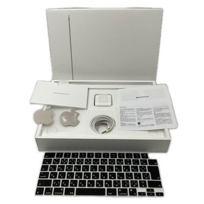 【全額返金保証】【最速発送】Apple MacBook Air 13.6インチ 2022 Apple M2 16GB 512GB スターライト 100% 美品 動作確認済