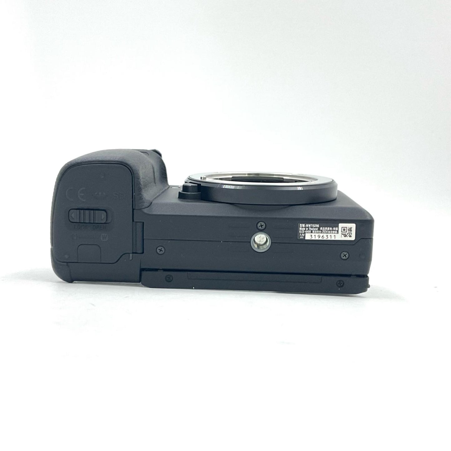 【全額返金保証】【最速発送】Sony デジタル一眼 α6400 ILCE-6400 ボディ [ブラック] 超美品 動作確認済