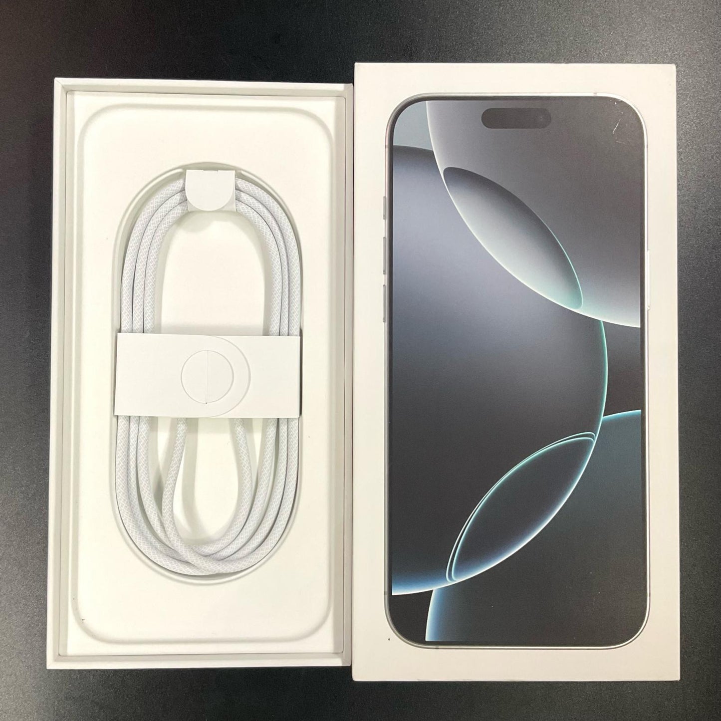 【全額返金保証】【最速発送】Apple iPhone iPhone 16 Pro Max 256GB ホワイト Softbank 白ロム 美品 動作確認済 100%