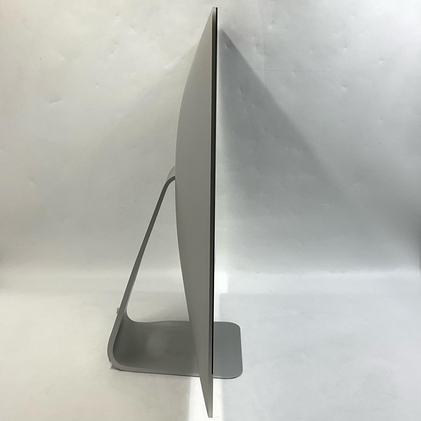 【全額返金保証】【最速発送】Apple iMac 27インチ 3GHz 6コア Intel Core i5 8GB フュージョンドライブ 1TB シルバー 動作確認済
