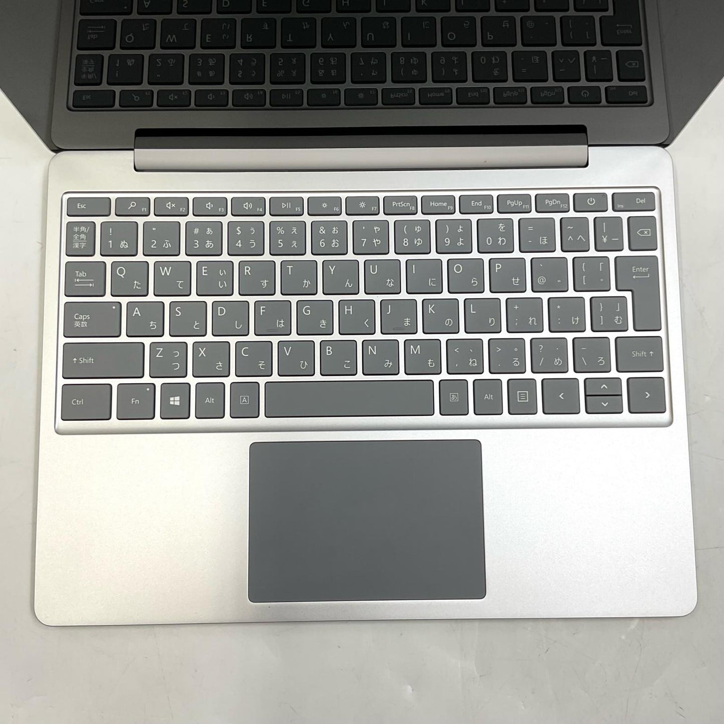 【全額返金保証】【最速発送】Microsoft Surface Laptop Go MODEL:1943 Intel(R) Core(TM) i5-1035G1 CPU @ 1.00GHz 4GB SSD 64GB 94.9% 美品 動作確認済