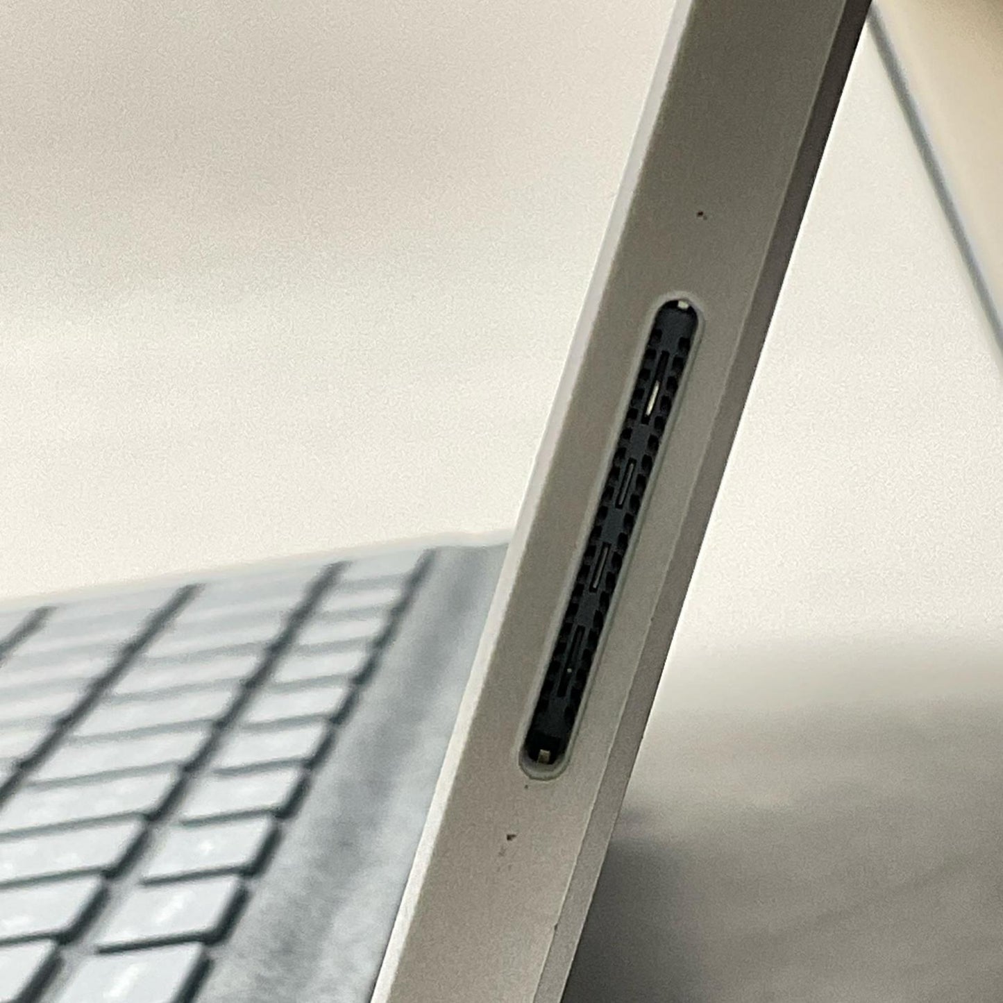 【全額返金保証】【最速発送】Microsoft surface pro 7 1866 Intel(R) Core(TM) i5-1035G4 CPU @ 1.10GHz 8GB M.2 SSD 128GB 90.3% 美品 動作確認済