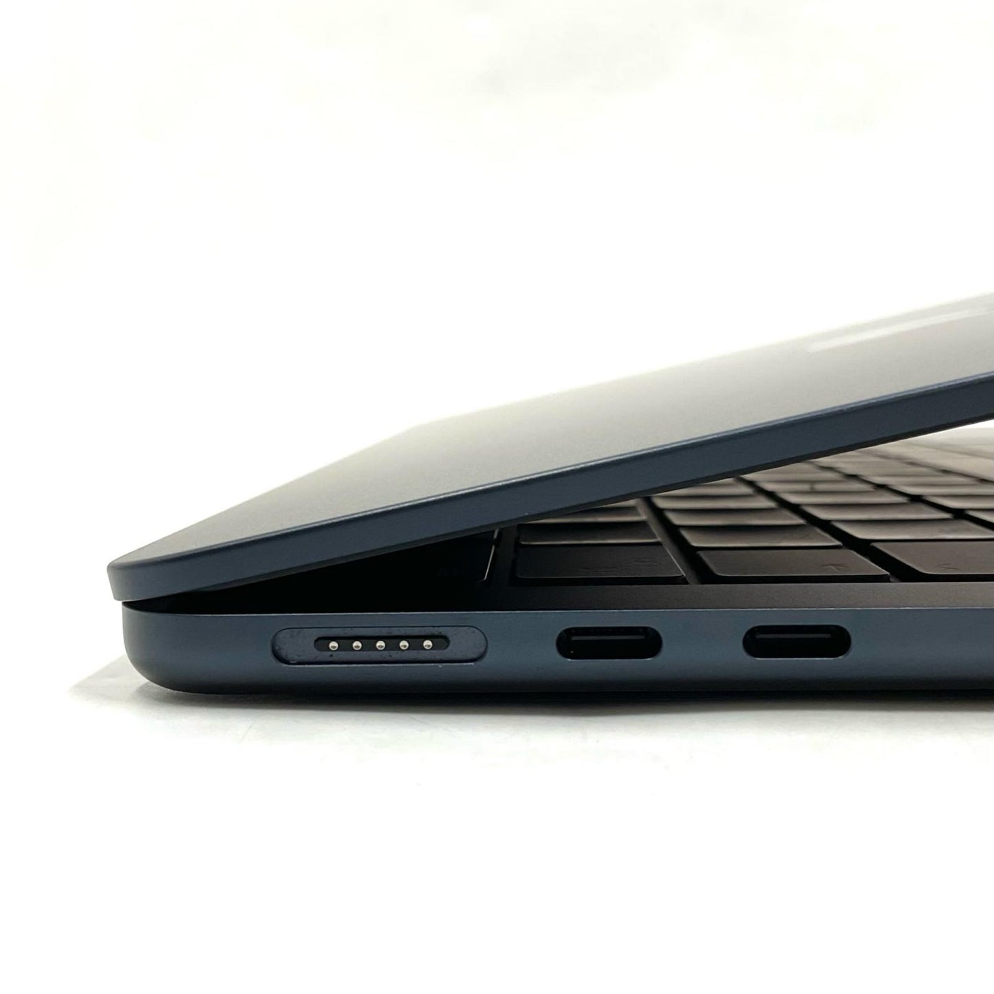 【全額返金保証】【最速発送】Apple MacBook Air 13インチ 2024 Apple M3 16GB 256GB ミッドナイト 100% 超美品 動作確認済