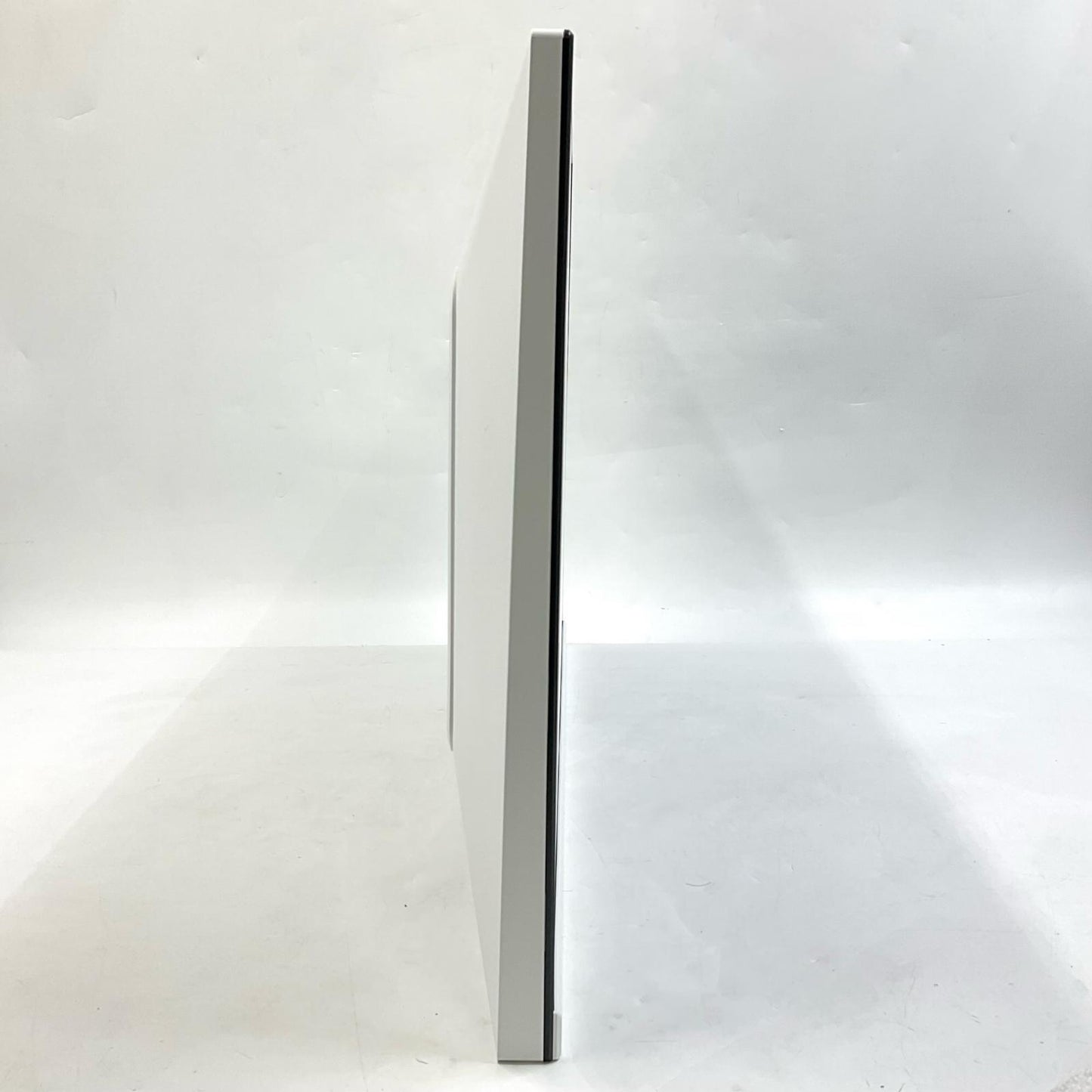 【全額返金保証】【最速発送】GREEN HOUSE GAMING GH-ELCG238A-WH 23.8インチ 美品 動作確認済