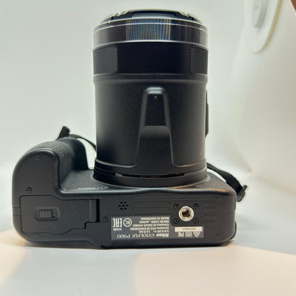 【全額返金保証】【最速発送】 コンパクトデジタルカメラ COOLPIX P900 動作確認済
