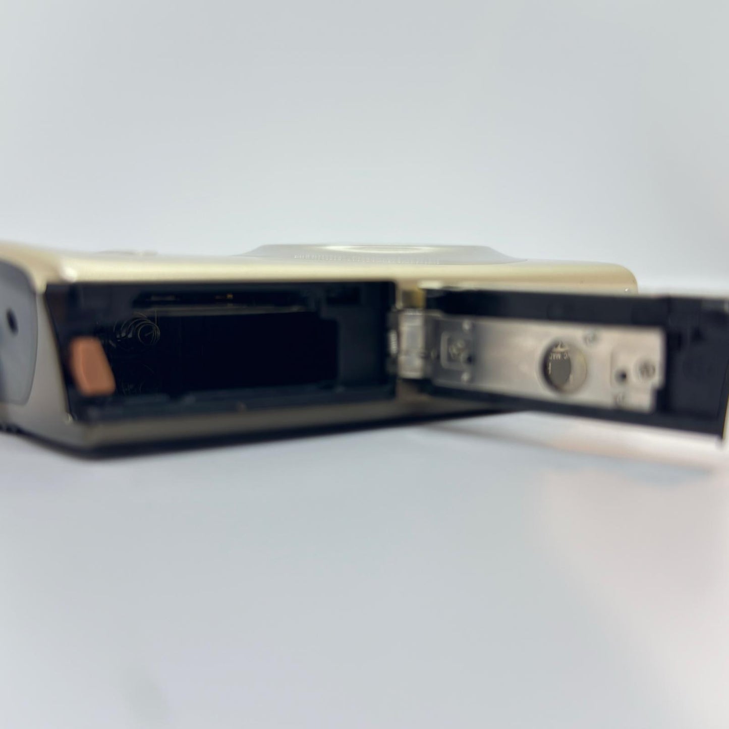 【最速発送】 コンパクトデジタルカメラ IXY DIGITAL 920 IS クロネコヤマト仕様【難有】