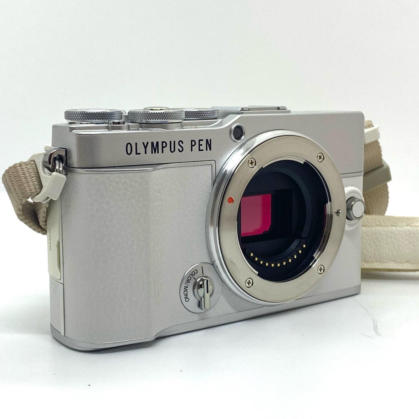 【全額返金保証】【最速発送】 デジタル一眼 OLYMPUS PEN E-P7 ボディ [ホワイト] 美品 動作確認済