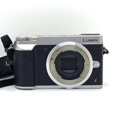 【最速発送】 デジタル一眼 LUMIX DMC-GX7MK2-S ボディ [シルバー]【難有】