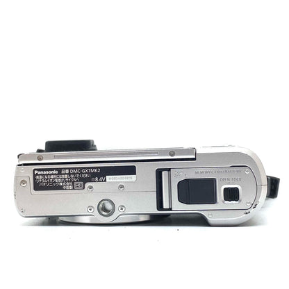 【最速発送】 デジタル一眼 LUMIX DMC-GX7MK2-S ボディ [シルバー]【難有】
