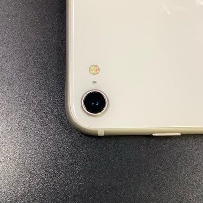 【全額返金保証】【最速発送】Apple iPhone SE（第3世代） 64GB ホワイト au SIMフリー 白ロム 美品 動作確認済 100%