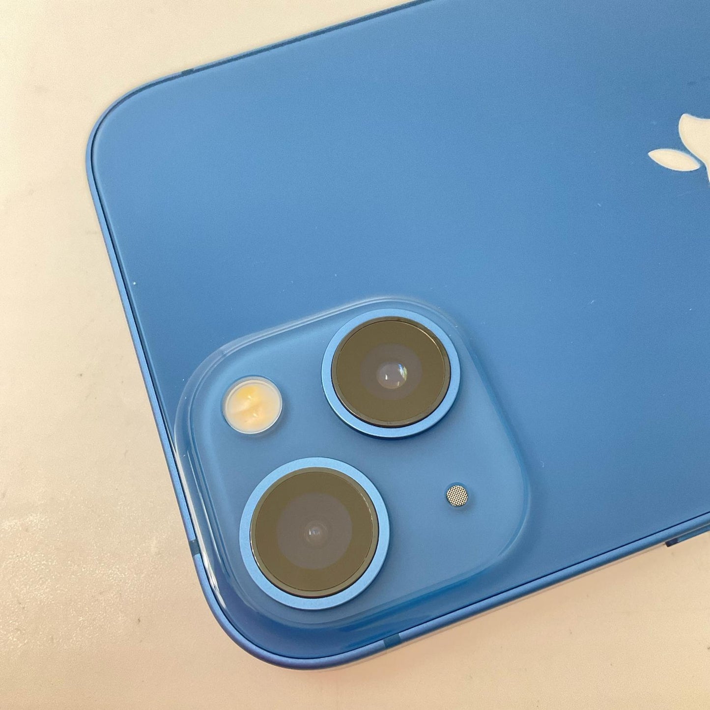 【全額返金保証】【最速発送】Apple iPhone iPhone 13 128GB ブルー au 白ロム 美品 動作確認済 100%